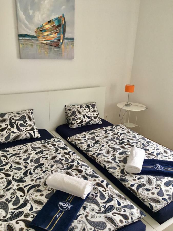 Apartments Нови Винодолски Екстериор снимка